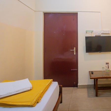 Sri Ramakrishna Hotel Bangalore Ngoại thất bức ảnh