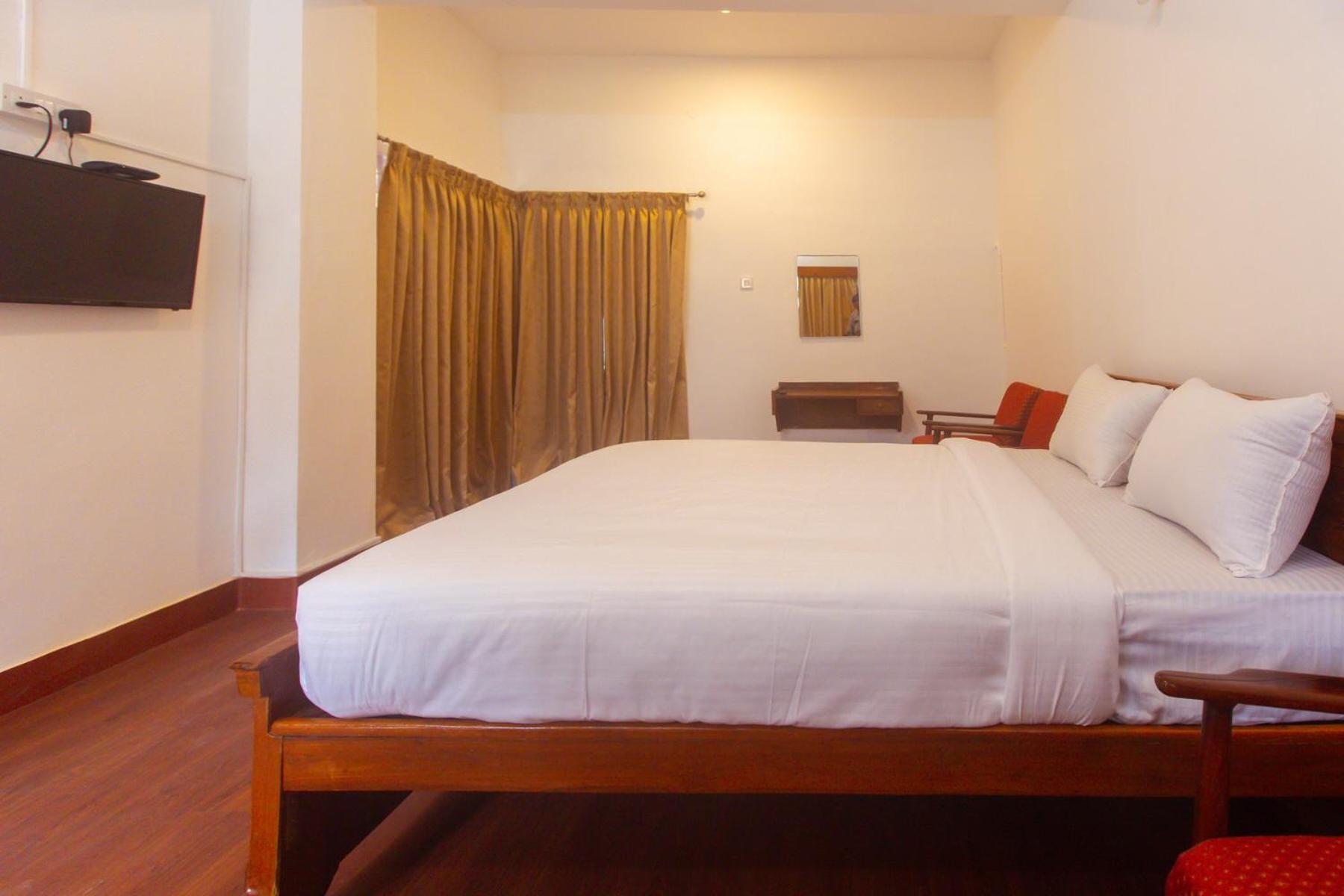 Sri Ramakrishna Hotel Bangalore Ngoại thất bức ảnh