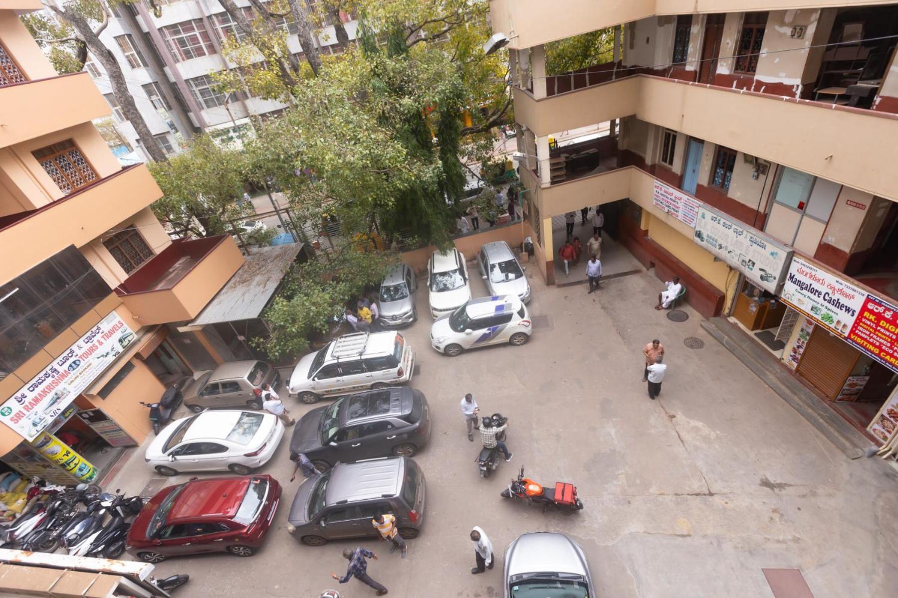 Sri Ramakrishna Hotel Bangalore Ngoại thất bức ảnh