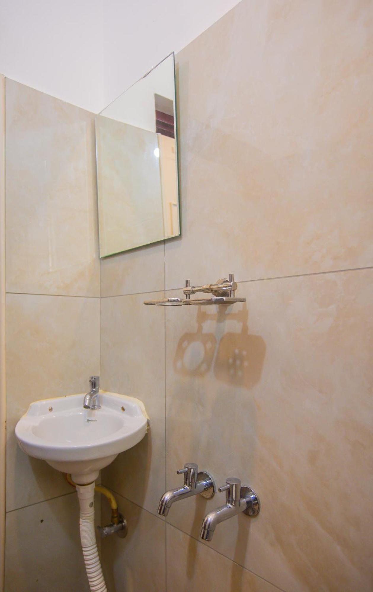 Sri Ramakrishna Hotel Bangalore Ngoại thất bức ảnh