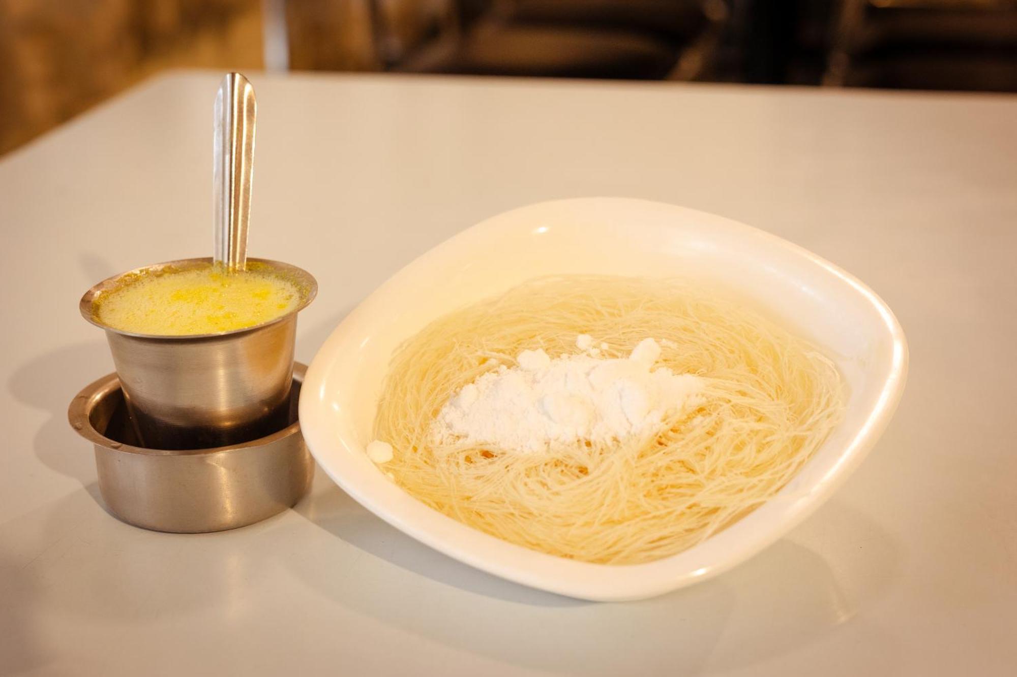 Sri Ramakrishna Hotel Bangalore Ngoại thất bức ảnh